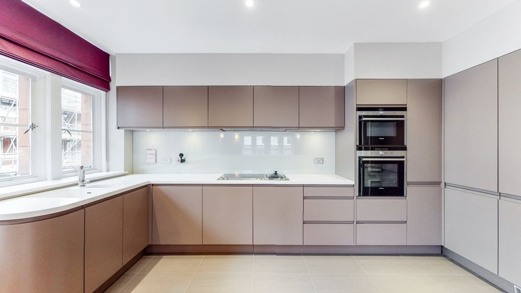 Property photo 2 of 12 Picture No. 05