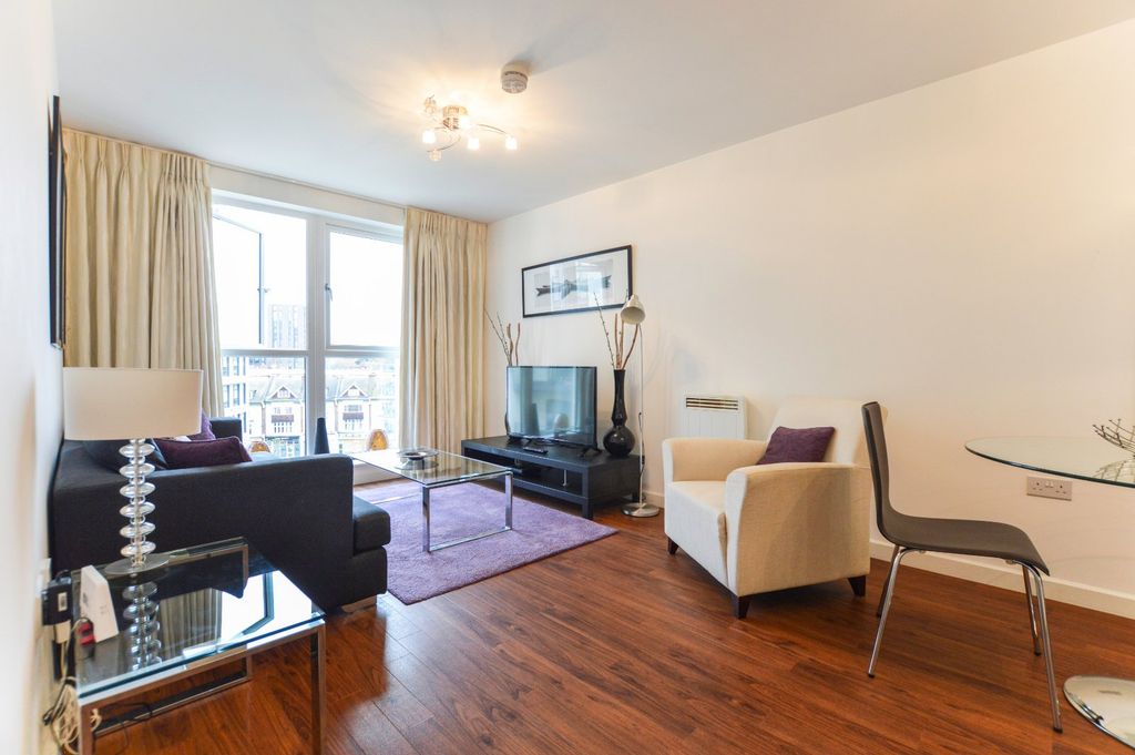 Property photo 2 of 6 Living Room