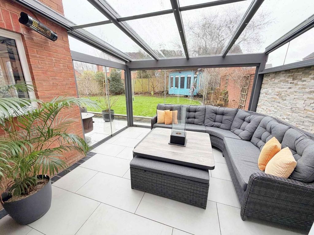 Property photo 3 of 23 20 Francis20.Jpg