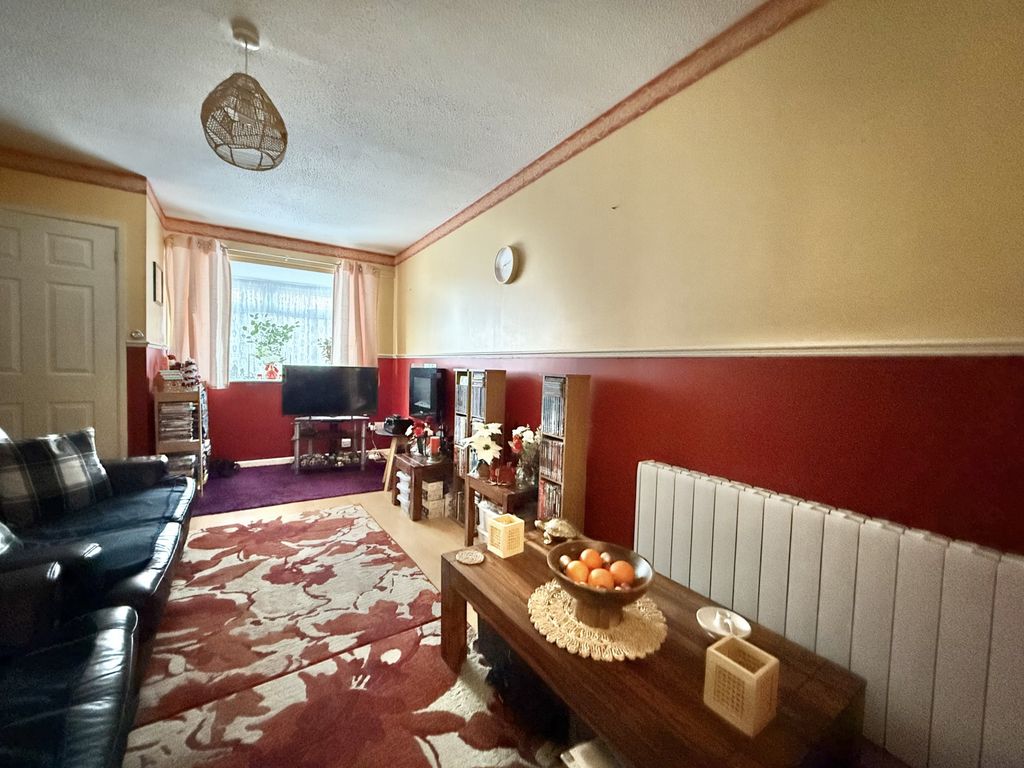 Property photo 2 of 14 Photo 2