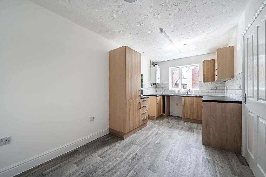 Property photo 2 of 15 Kitchen/Diner