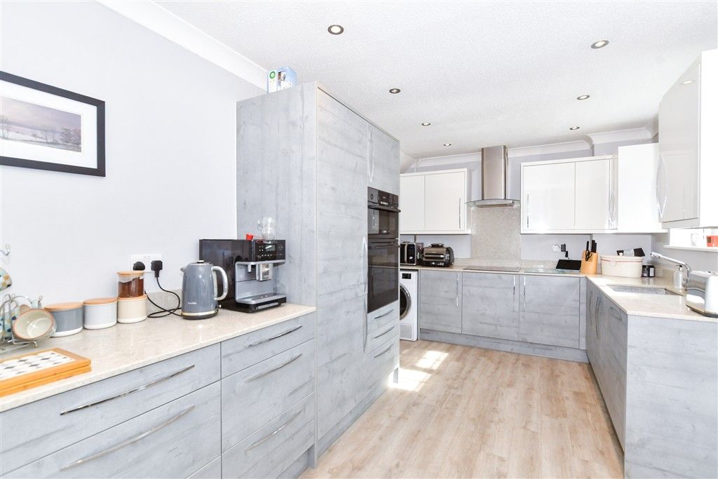Property photo 3 of 13 Kitchen/Diner