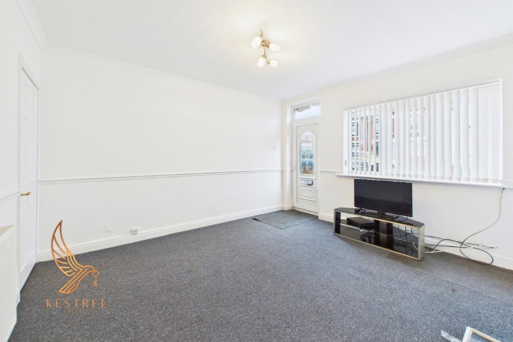 Property photo 2 of 14 18.Png