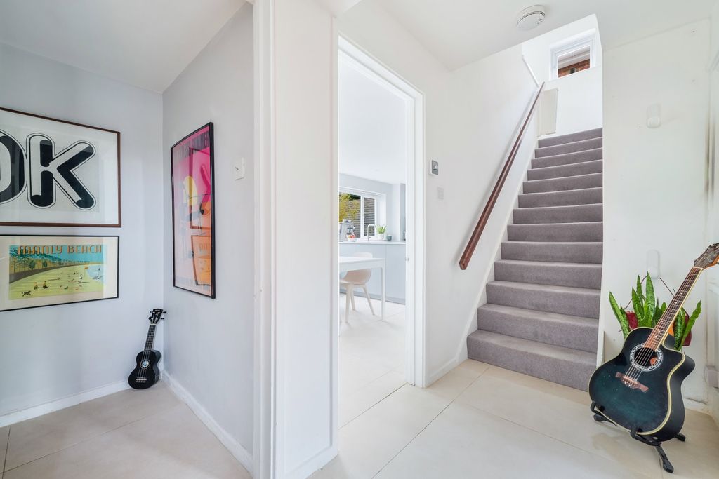 Additional image 5 of 3 bed detached house for saleCentral Way, Oxted, Surrey RH8