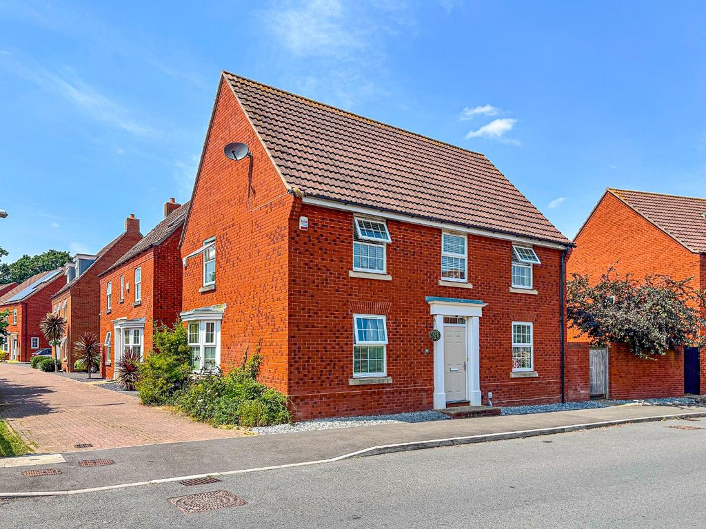 Property photo 1 of 26 5243800