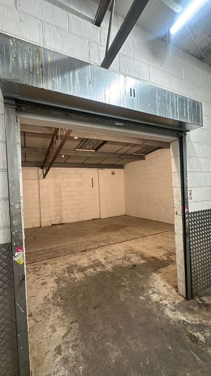 Property photo 1 of 3