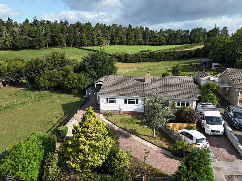 Property photo 1 of 33 Outside