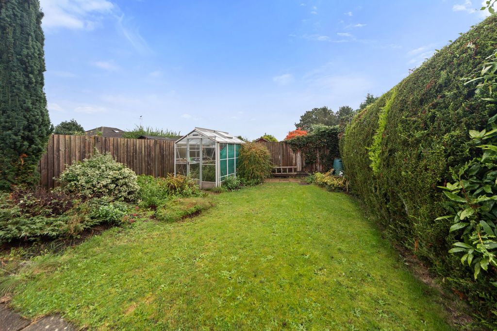 Property photo 3 of 12