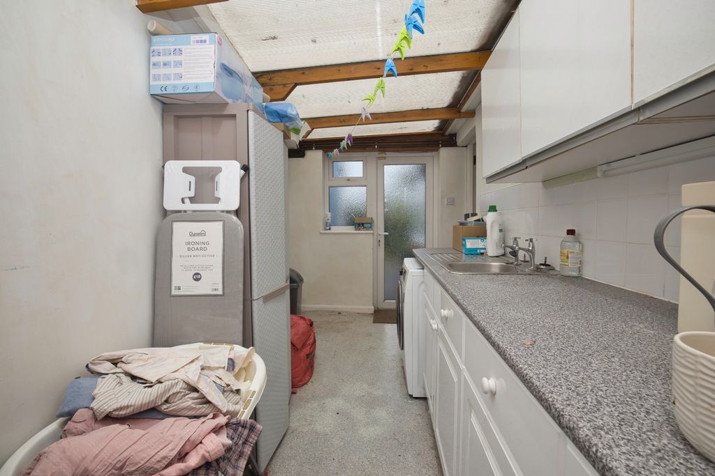 Property photo 3 of 11 Picture 3