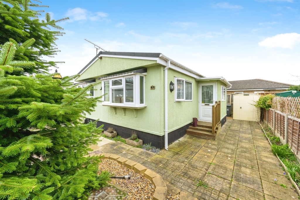 Property photo 1 of 11