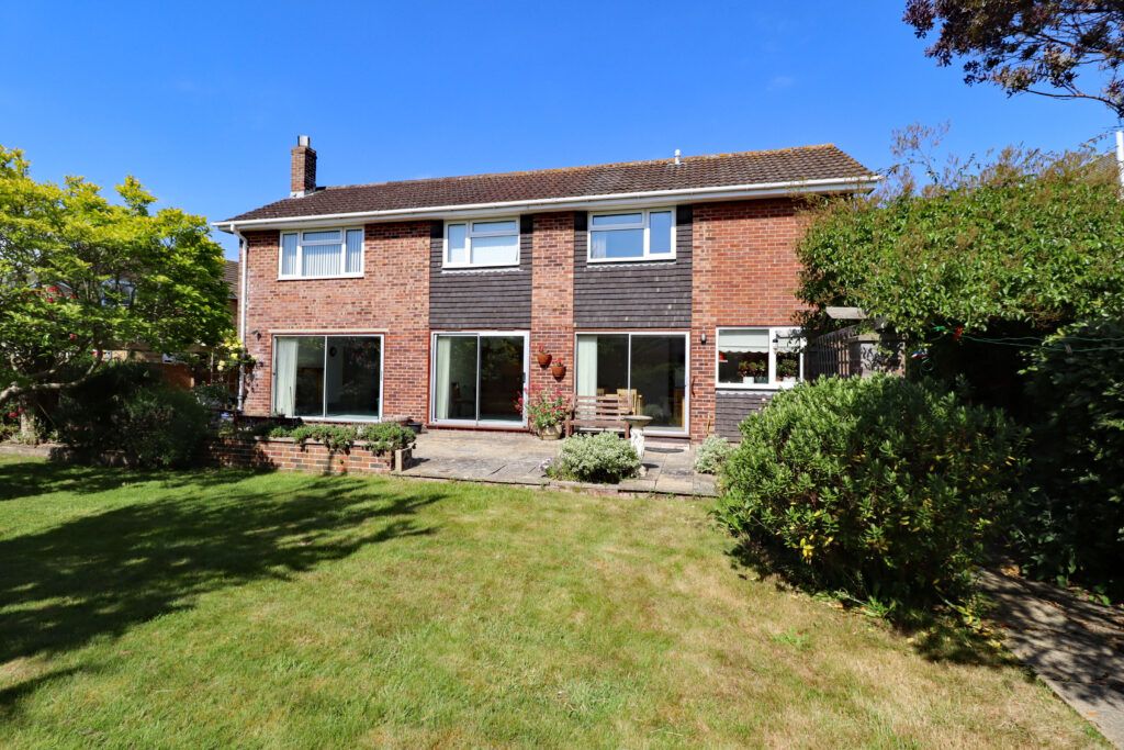 Property photo 3 of 31