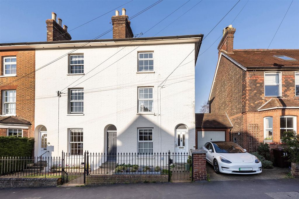 Property photo 1 of 14 69 Pembury Rd, Tn9 2Jf 002.Jpg