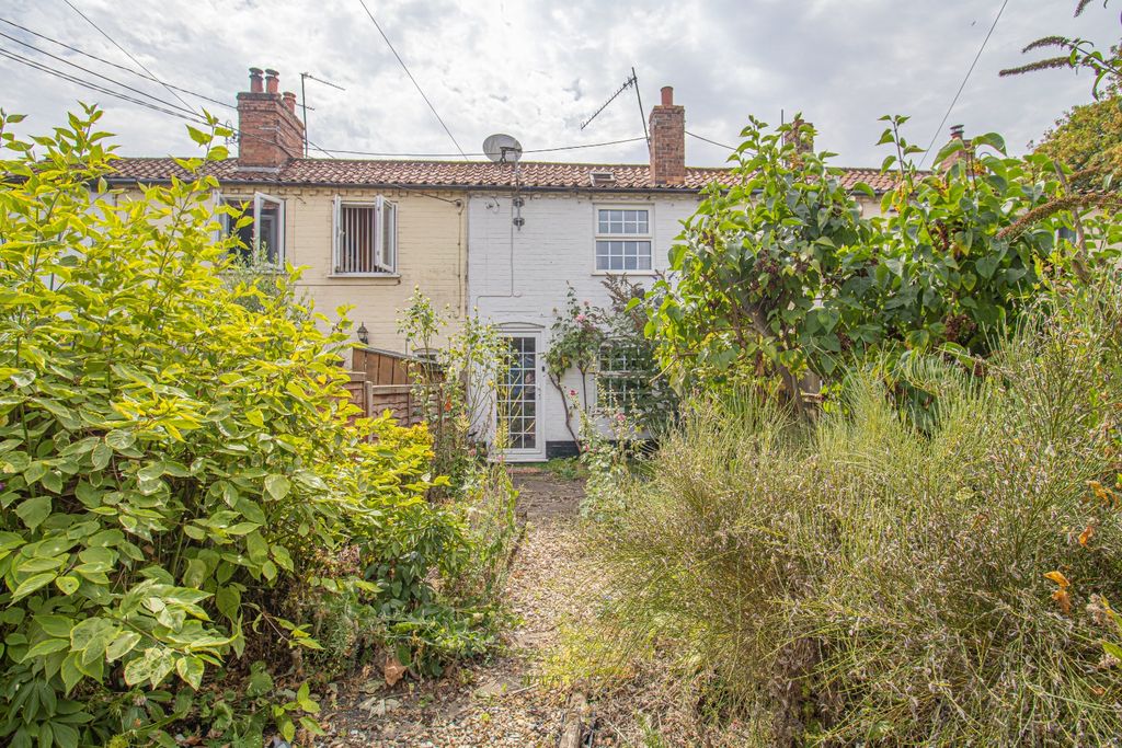 Property photo 1 of 16 5352721