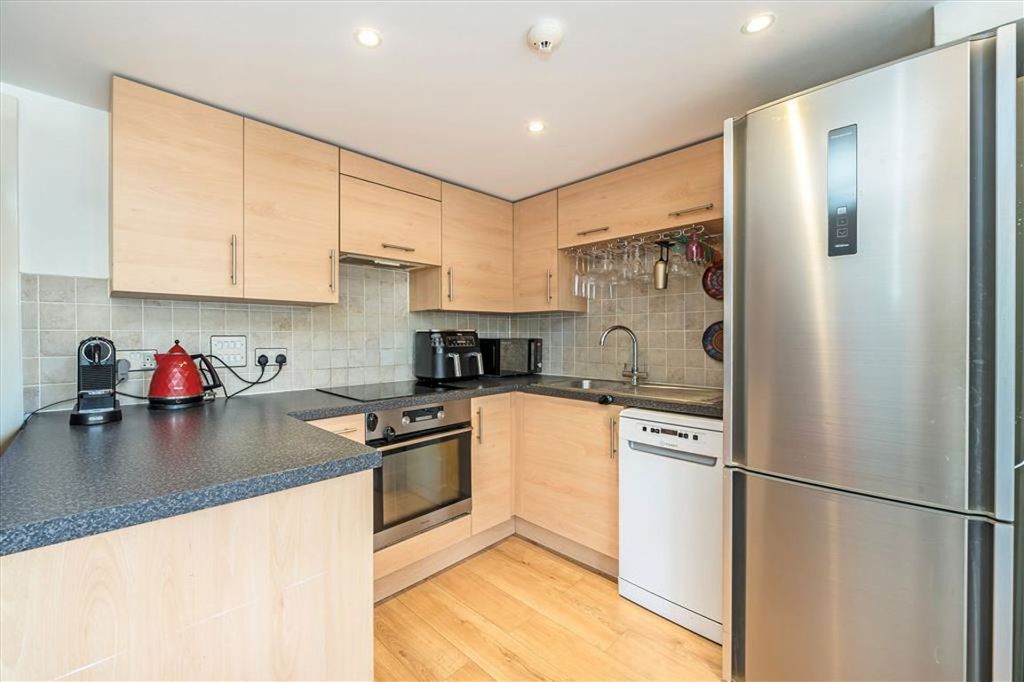 Property photo 2 of 9