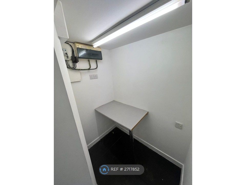 Property photo 2 of 6 Utility Area