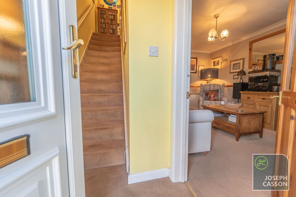 Property photo 3 of 15