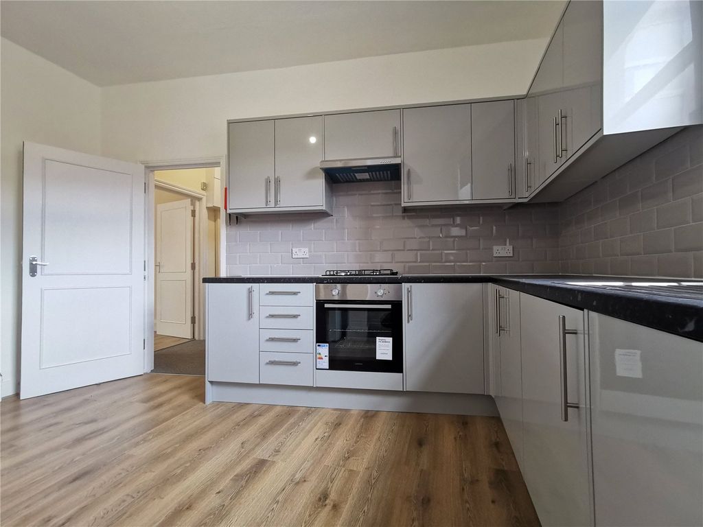 Property photo 1 of 11 Picture No. 09
