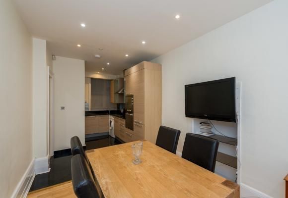 Property photo 2 of 8 Kitchen