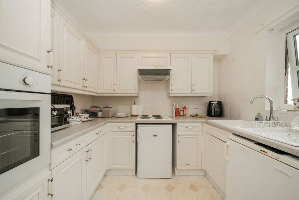 Property photo 3 of 3