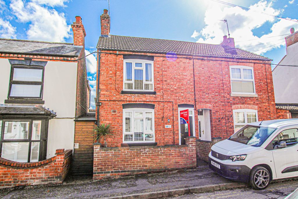 Property photo 1 of 14 Front
