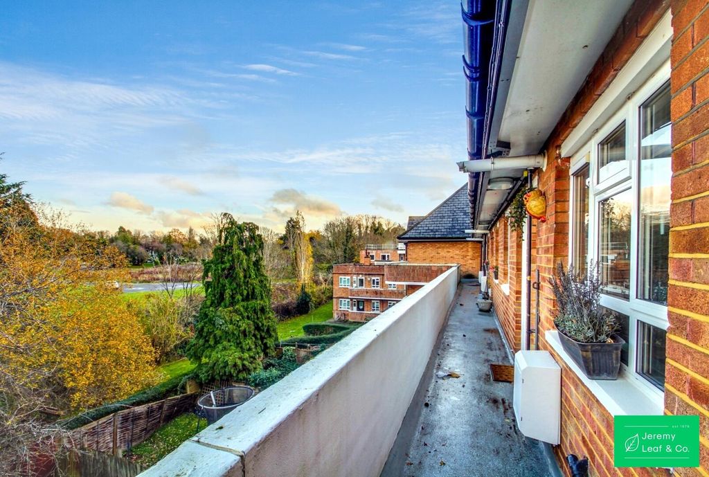 Property photo 1 of 14 Balcony