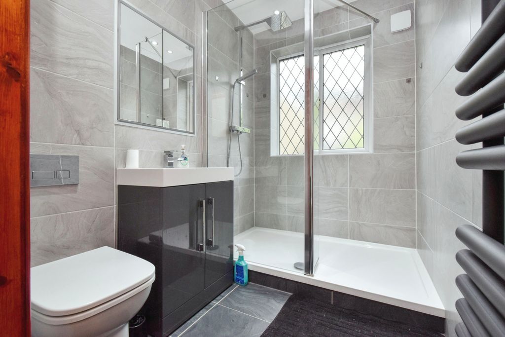 Property photo 3 of 21 Photography