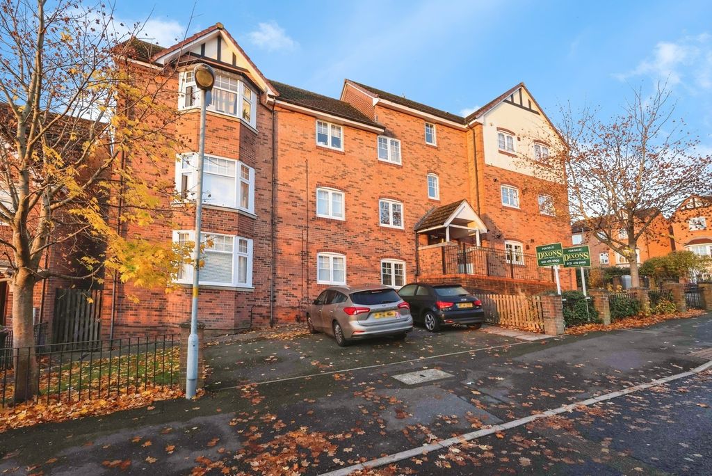 Property photo 1 of 10