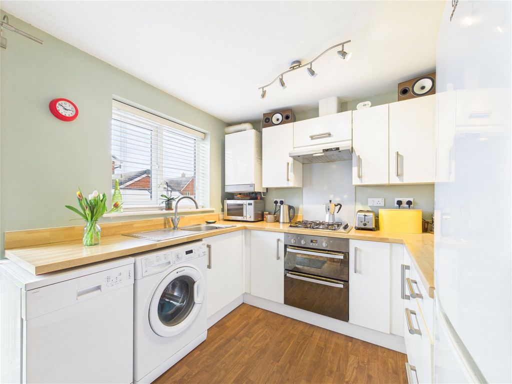 Property photo 3 of 12 Picture No. 36