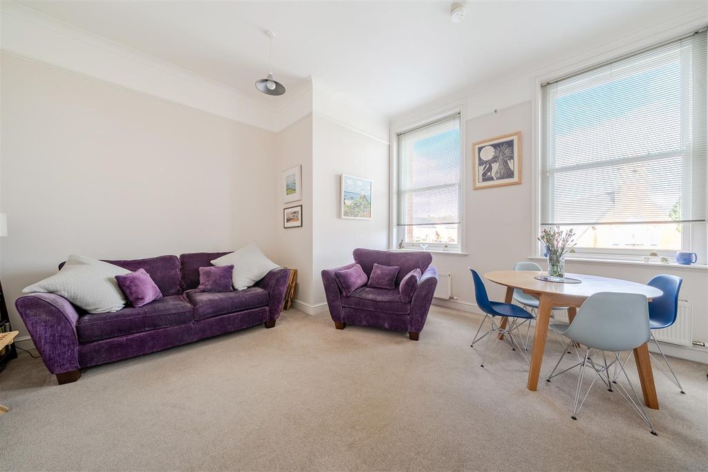 Property photo 3 of 13 Sitting Room