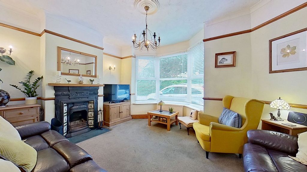 Property photo 3 of 23