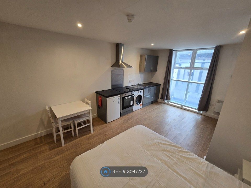 Property photo 3 of 5
