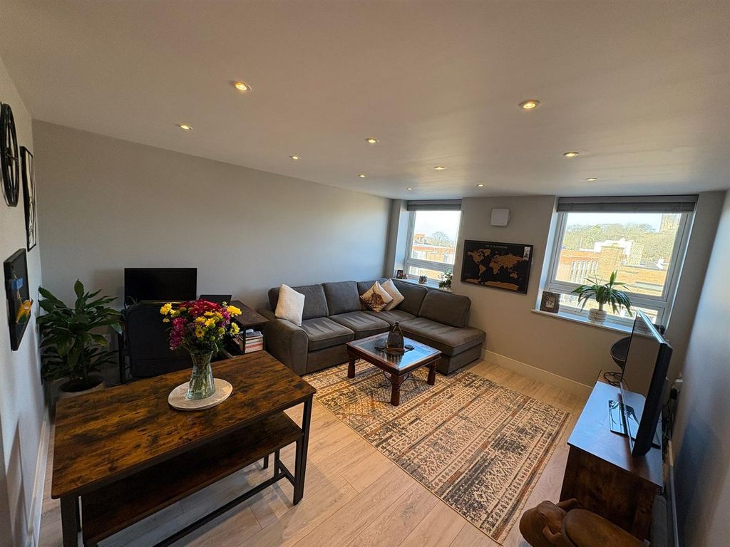 Property photo 1 of 11 Living 3 Angle.Jpg