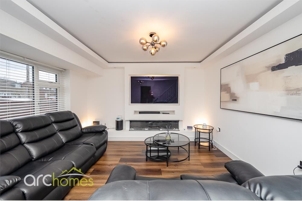 Property photo 2 of 31 Dsc09858-Edit.Jpg