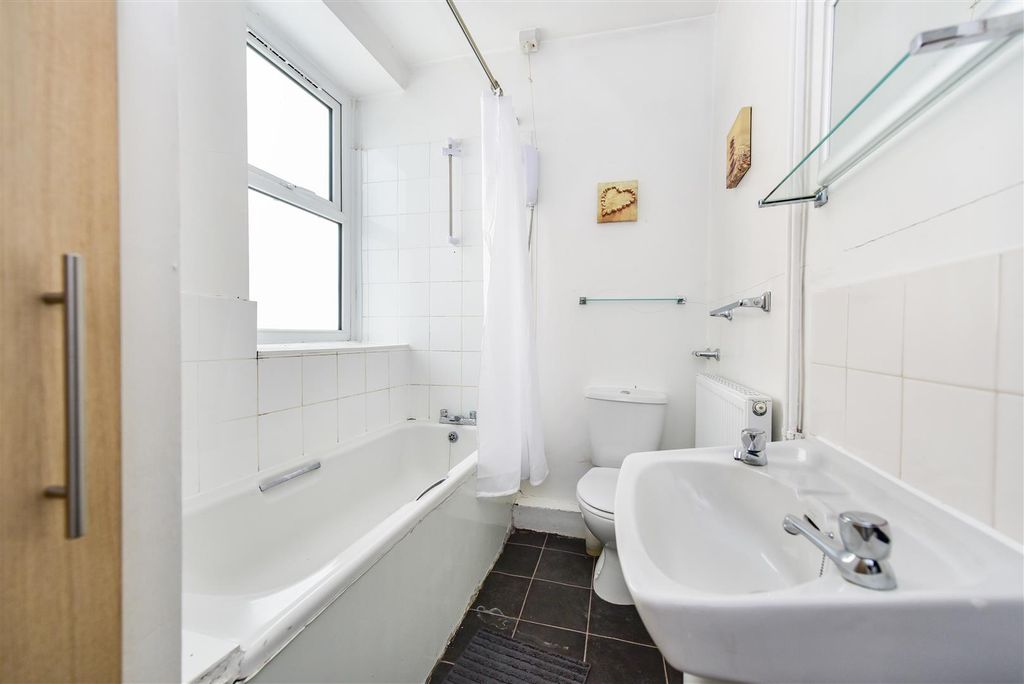 Property photo 3 of 7 Dsc_8635.Jpg