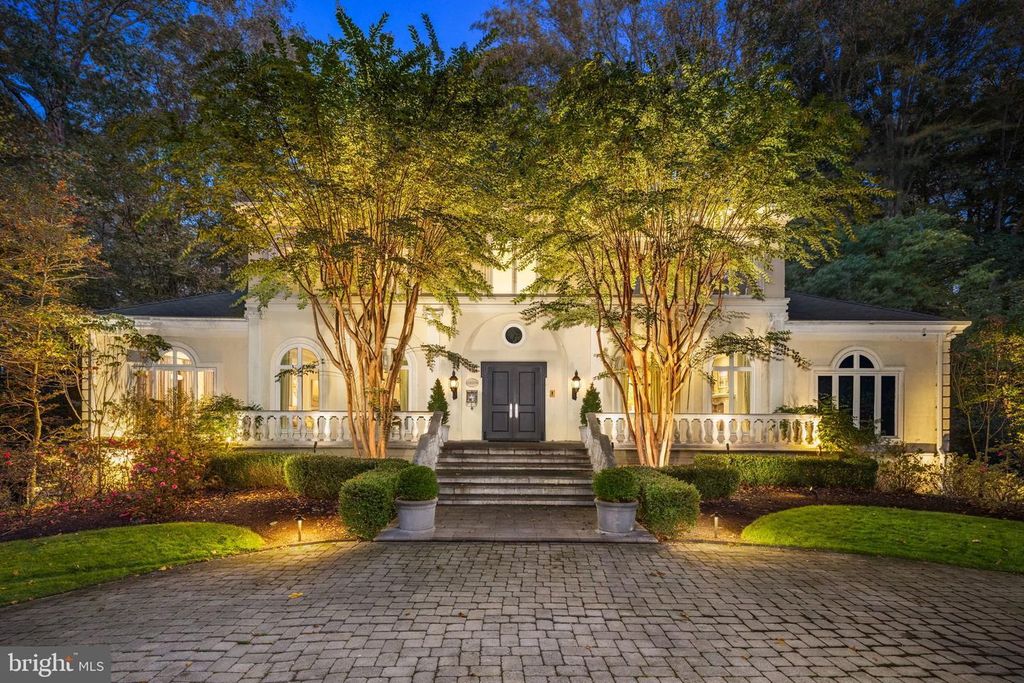 Property photo 1 of 22