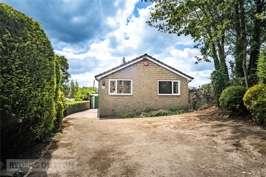 Property photo 1 of 24 Front