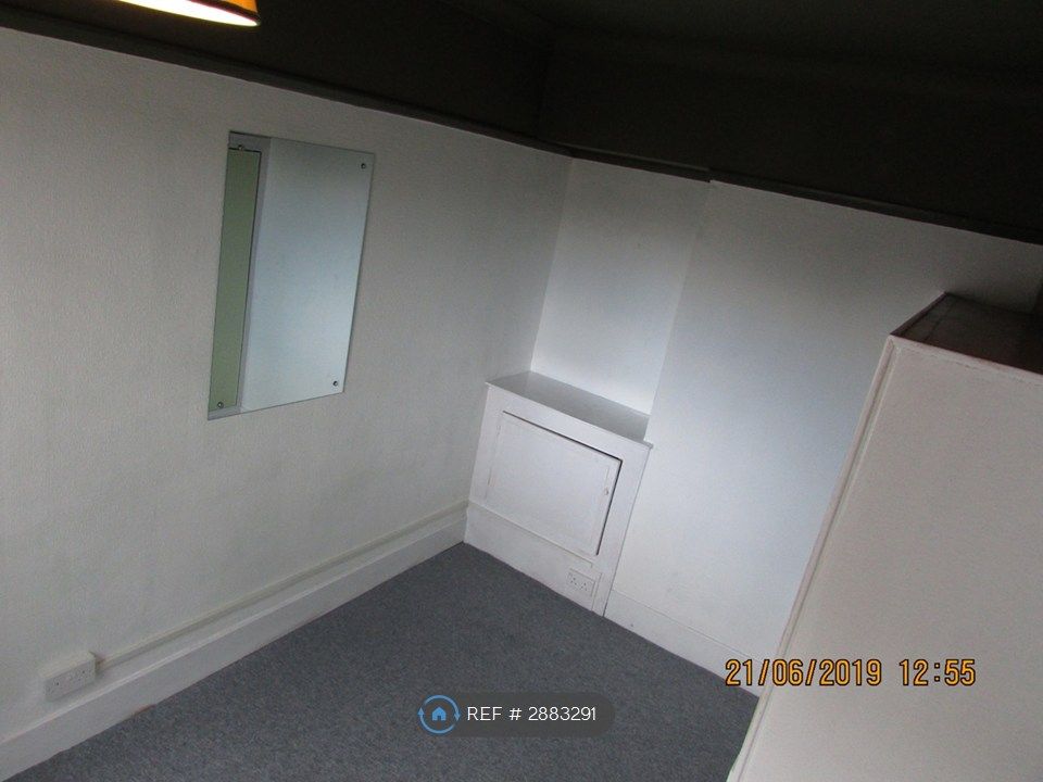 Property photo 3 of 11 Dinning Room/4th Bedroom