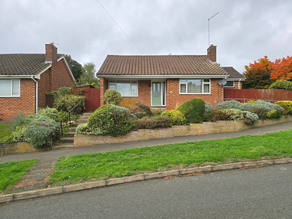 Property photo 1 of 11 Photo 4