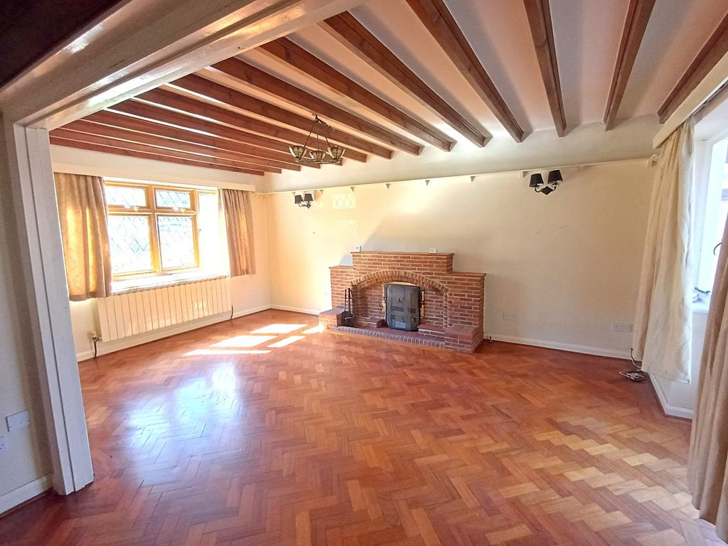 Property photo 3 of 14 Picture 3