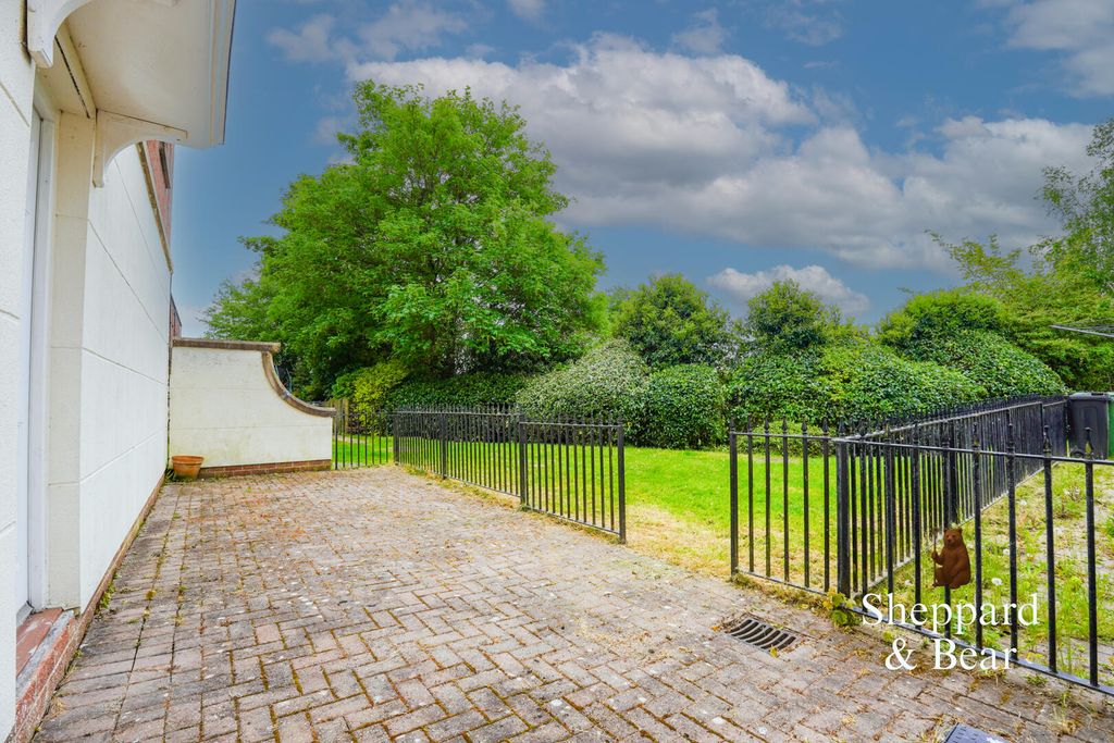 Property photo 3 of 18 Rear Garden