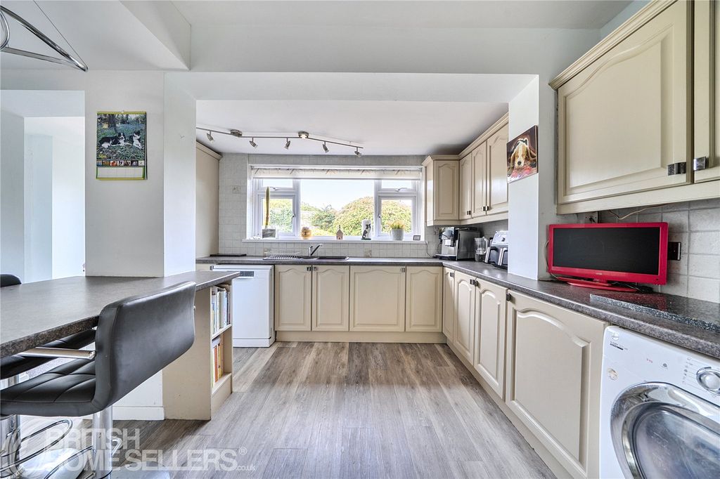 Property photo 3 of 23 Picture No. 74