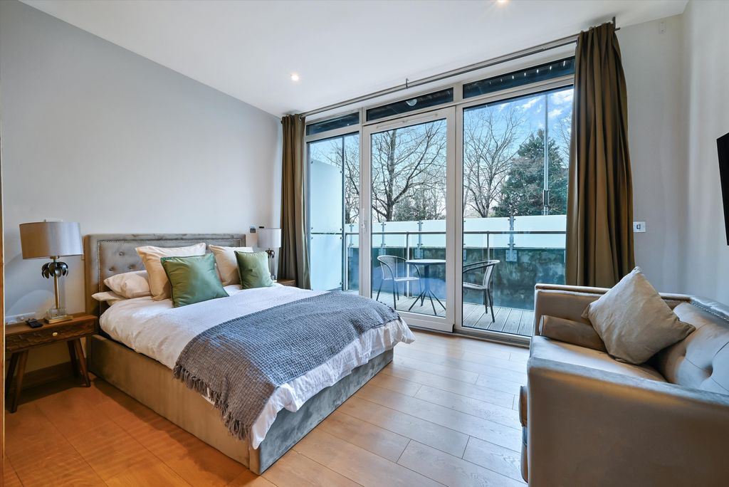 Property photo 1 of 12 Image