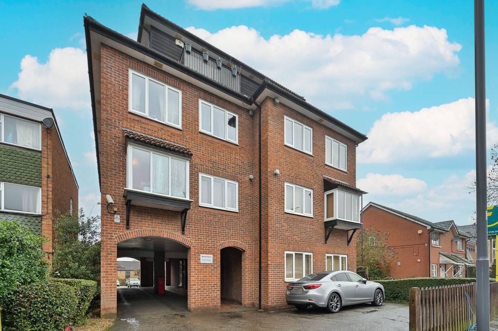 Property photo 3 of 15