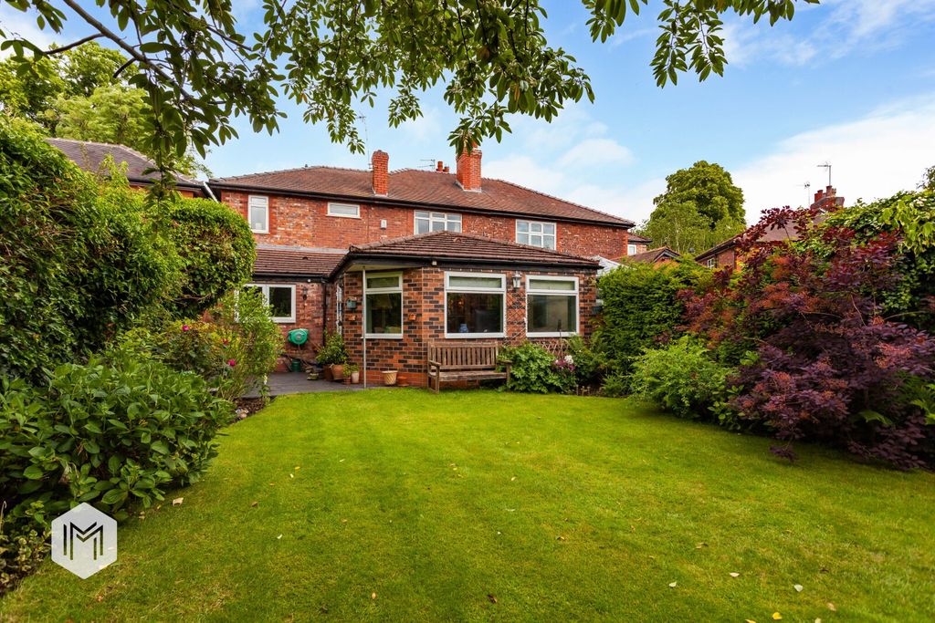 Property photo 3 of 33 Picture No. 22