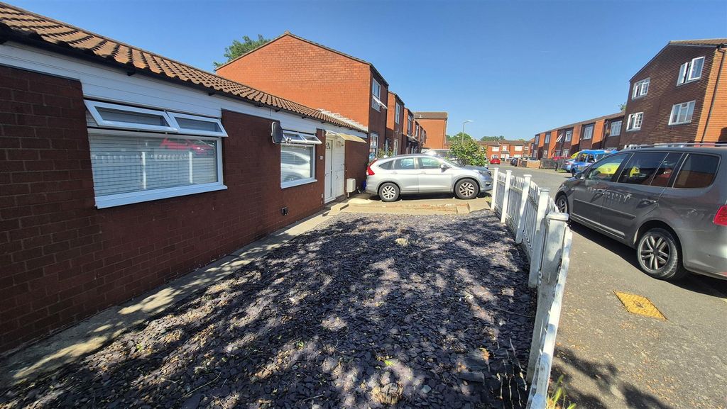 Property photo 1 of 12 14533.Jpg