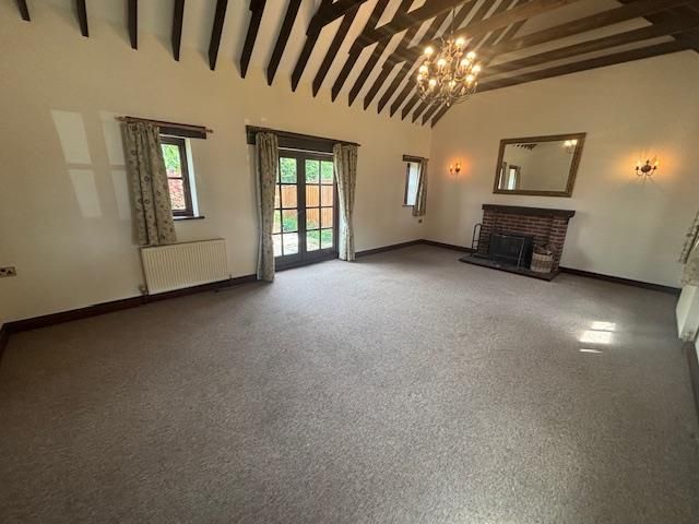 Property photo 3 of 10 Bedroom 2