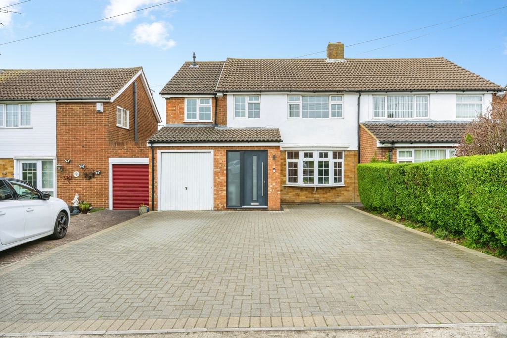 Property photo 1 of 20 Front View