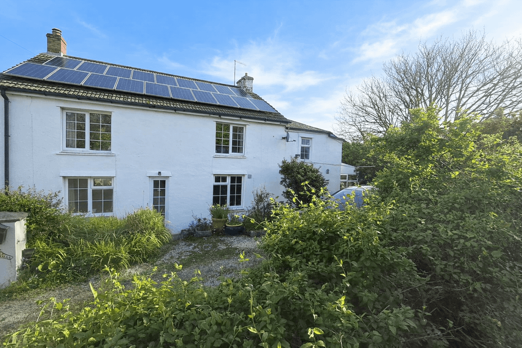 Property photo 1 of 26 4 Bedroom Detached House For Sale