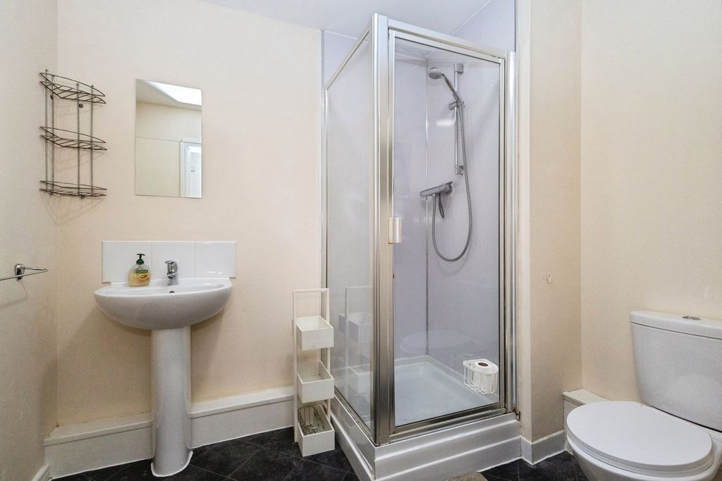 Property photo 3 of 11 Pbox-Img.Jpg