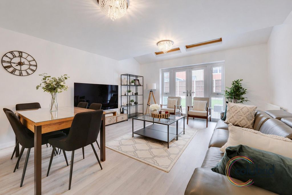 Property photo 3 of 19